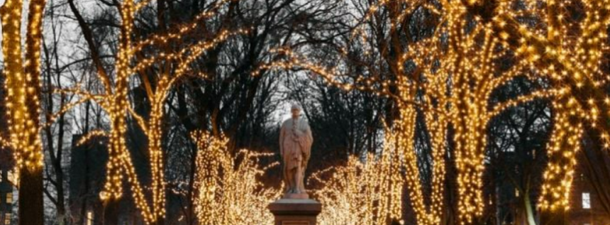 Best Christmas Light Displays in Massachusetts 2023