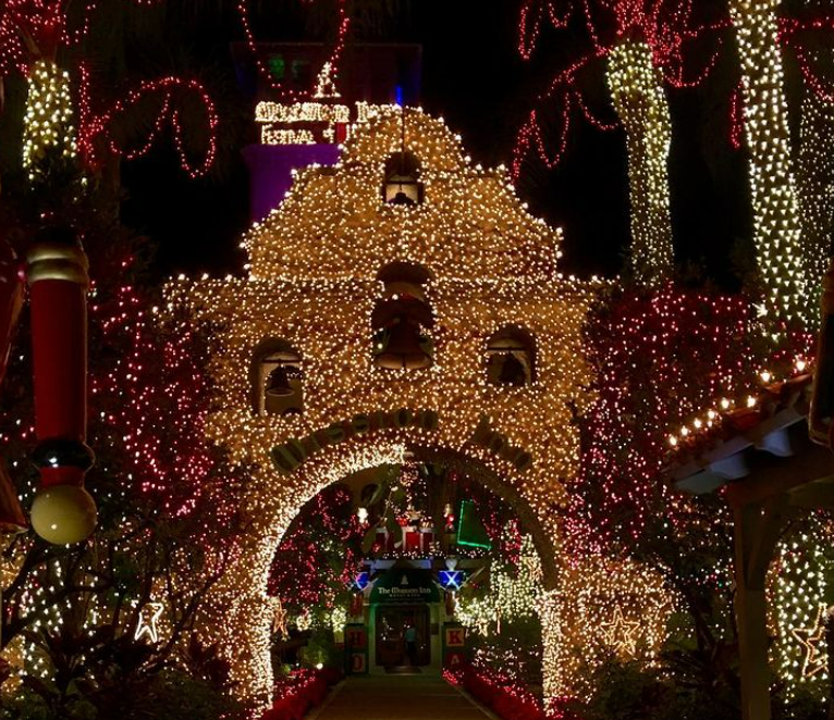 Top 7 Spots to See Christmas Lights in California
